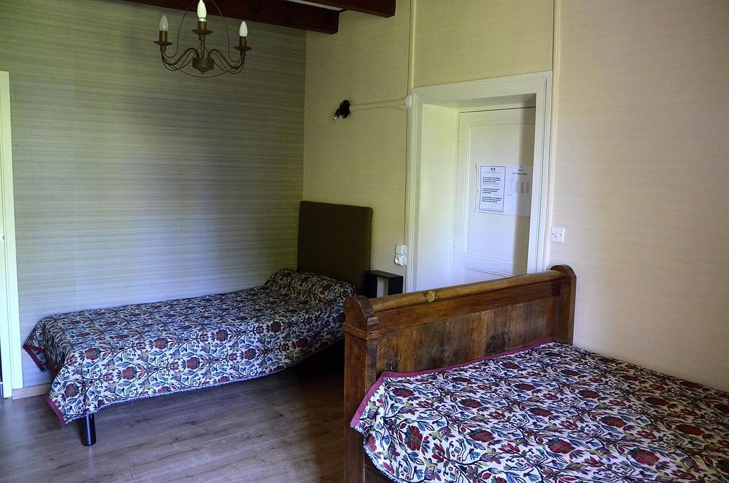 Saint-Maurice-de-Tavernole Le Vieux Noyer Bed & Breakfast 部屋 写真