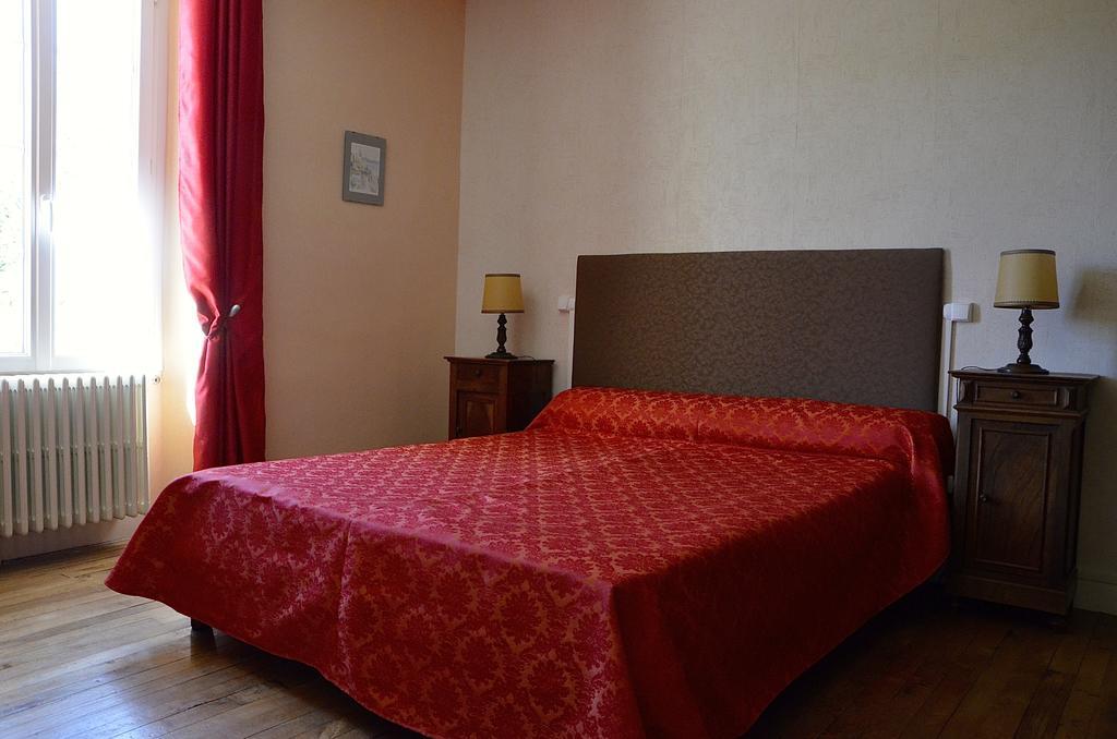 Saint-Maurice-de-Tavernole Le Vieux Noyer Bed & Breakfast 部屋 写真